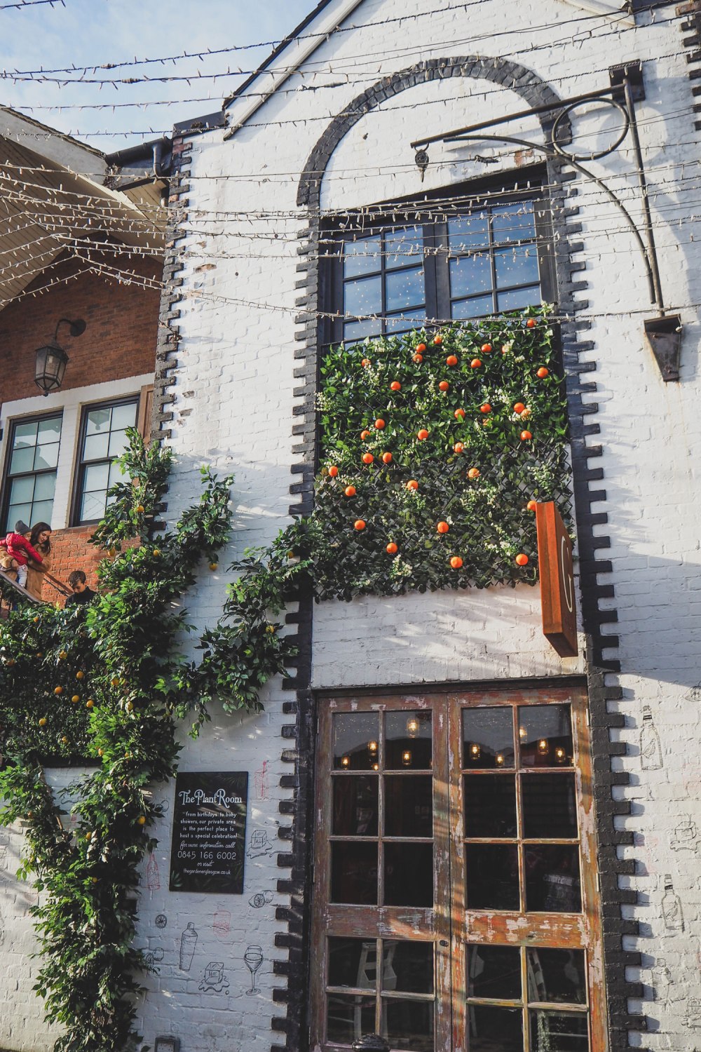 Ashton-Lane-Glasgow (2)