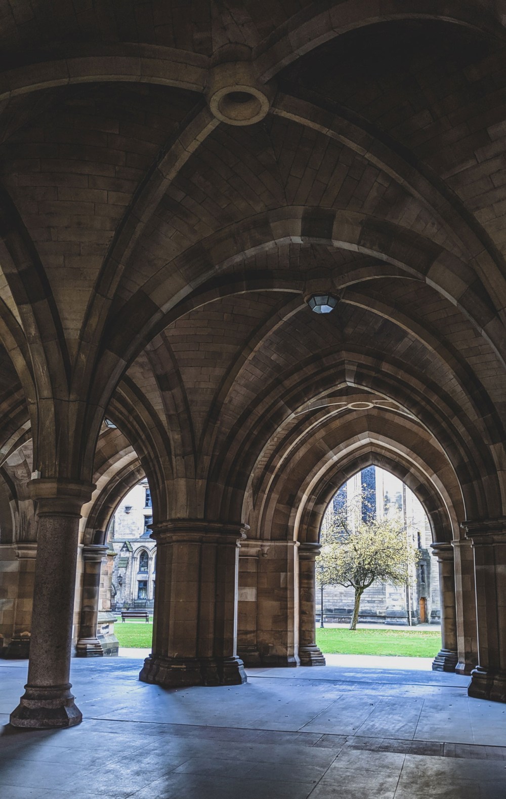 Cloisters-University-of-Glasgow (6)