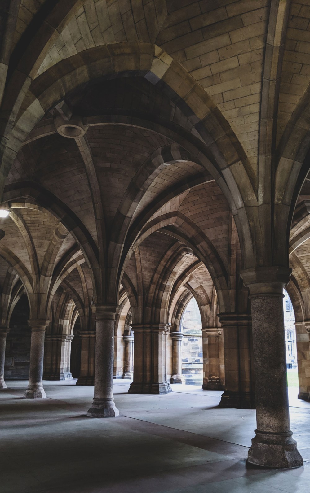 Cloisters-University-of-Glasgow (9)