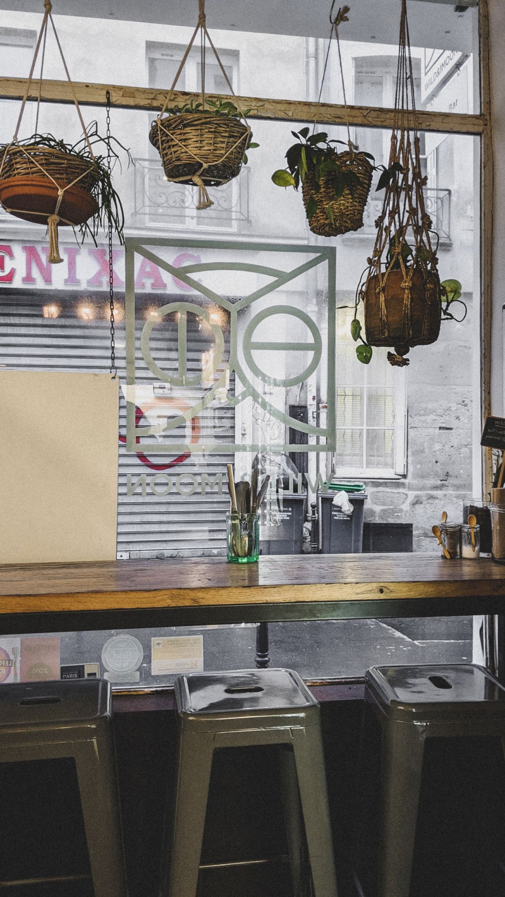 Wild-and-the-Moon-Paris (3)